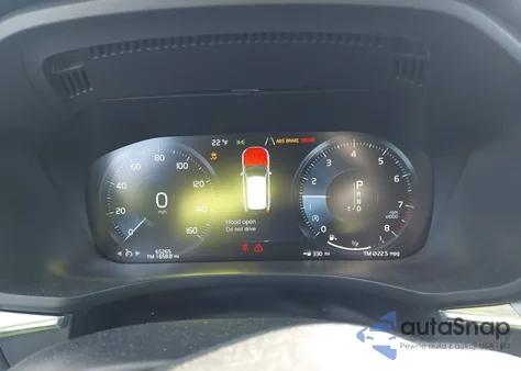 2020 Volvo Xc60 T5 Momentum z USA, uszkodzony, nr VIN YV4102DK9L1598953